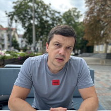 Максим Пєшков